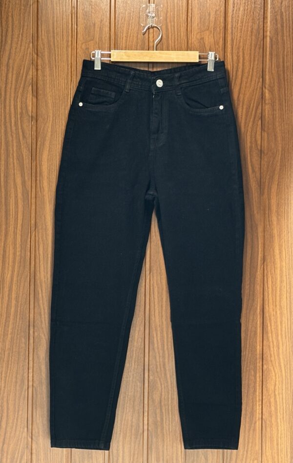MOM FIT PANT (BLACK)