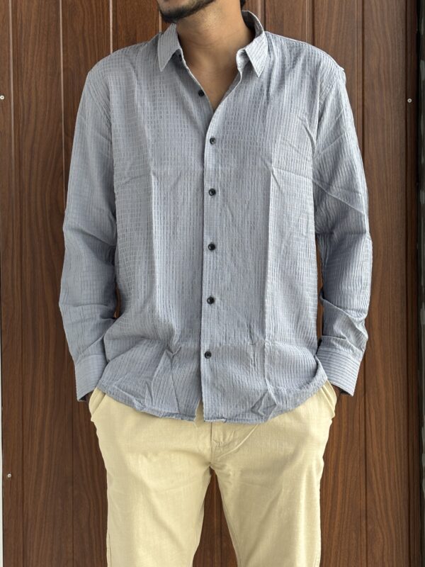 TEXTURED SHIRT