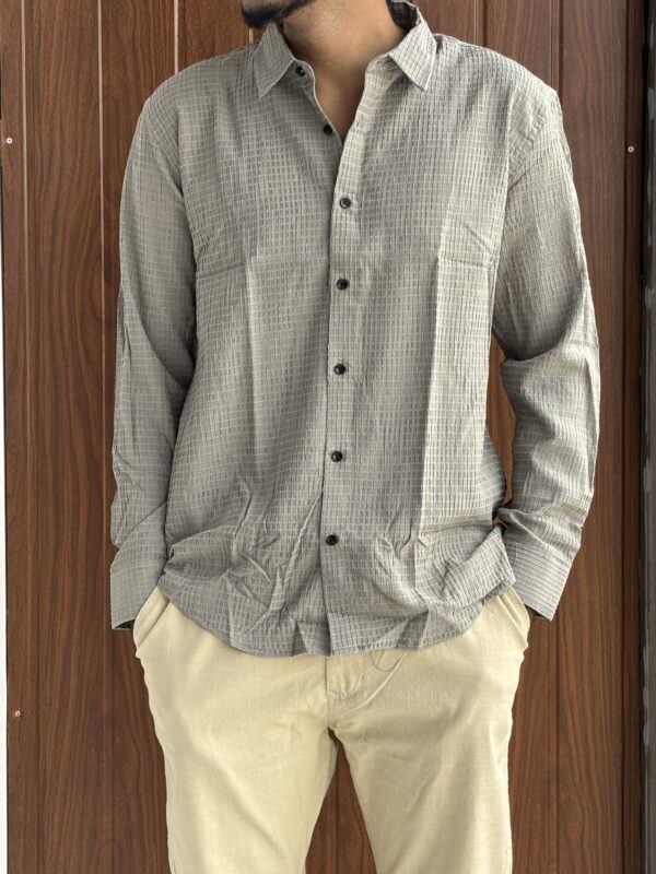 TEXTURED SHIRT