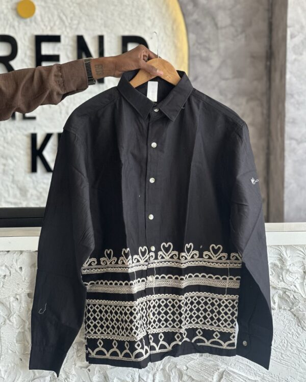 BOTTOM EMBROIDERY SHIRTS