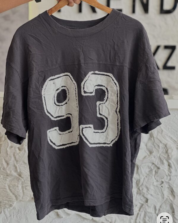 OVERSIZED TEES