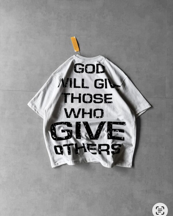 BOXY OVERSIZED TEES
