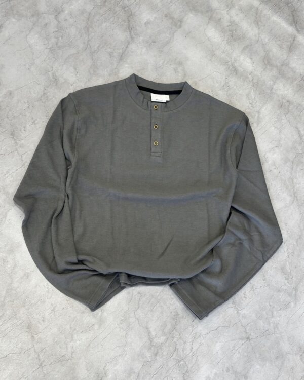 HAILEY NECK TEES