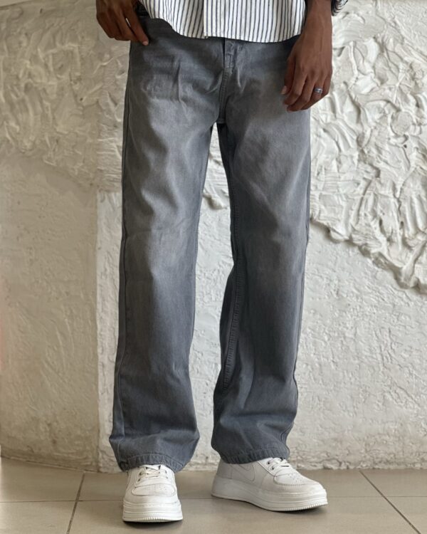 STRAIGHT FIT PANTS