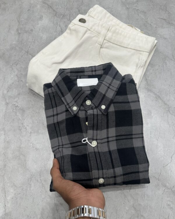 FLANNELS