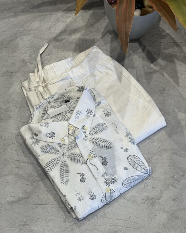 PLAIN SHIRTS